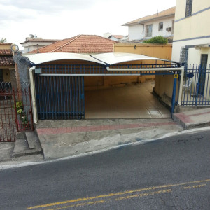 Garagem em Lona